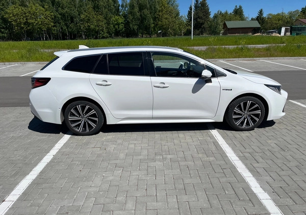 Toyota Corolla cena 82900 przebieg: 179448, rok produkcji 2021 z Świdnik małe 466